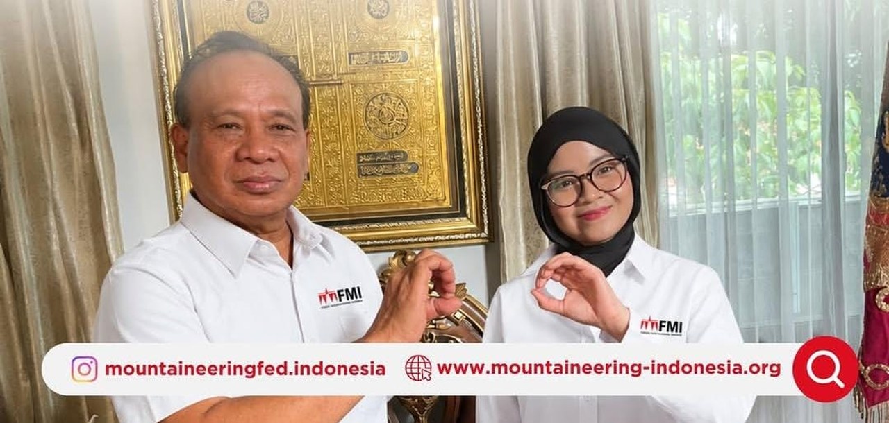 Khansa Syahlaa, pengurus PB FMI dan pendaki program Seven Summits
